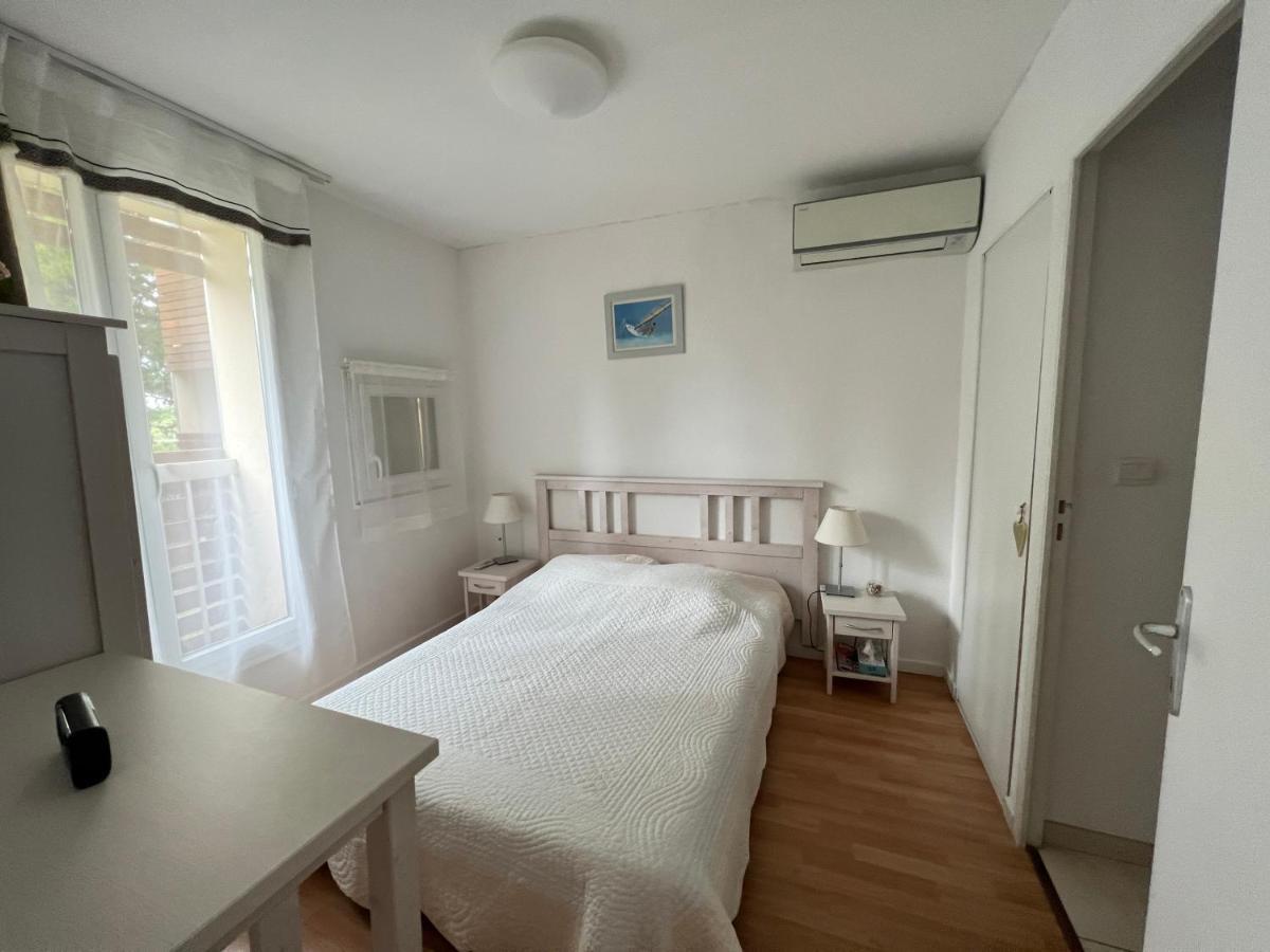 Joli T2 Proche Plage Dans Residence La Londe-les-Maures Ngoại thất bức ảnh