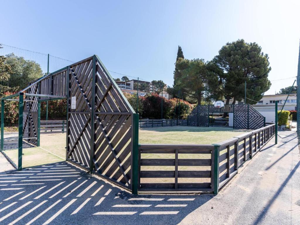 Joli T2 Proche Plage Dans Residence La Londe-les-Maures Ngoại thất bức ảnh